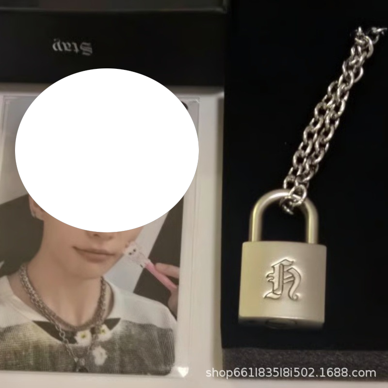 Men'S Accessories And Jewelry - Modische kreative Metall-Schloss-Halskette im Stil von