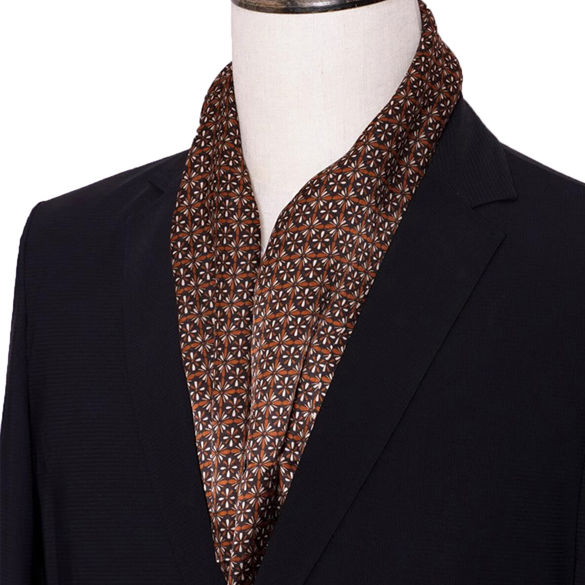 Neuer gestreifter Seidenschal  – Men'S Accessories Premium Bewertung und Preis